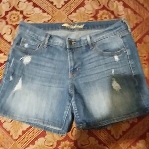 Old Navy Women's The LE Boyfriend Distressed Stretch Blue Denim Shorts